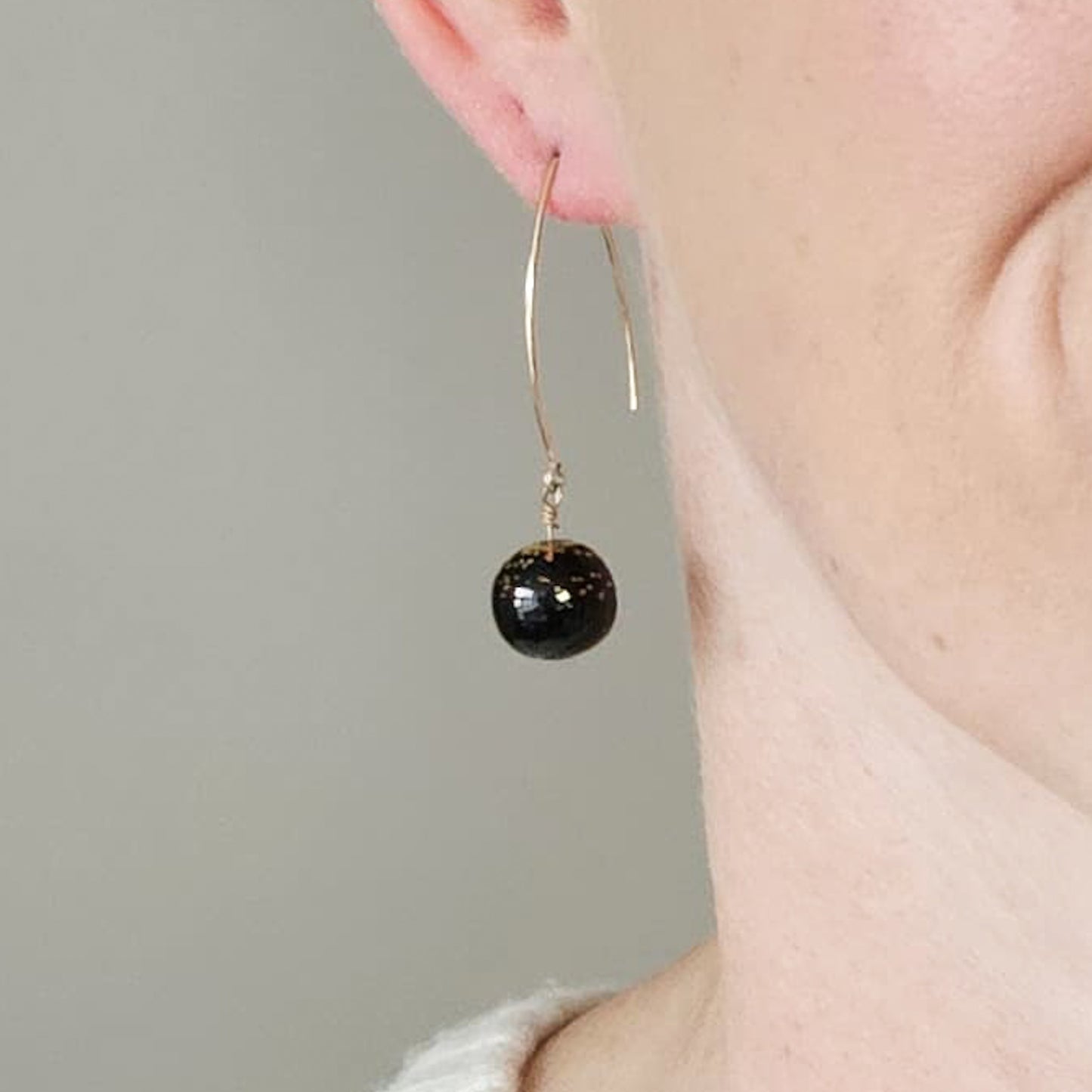 Gold filled classic black oval open earrings